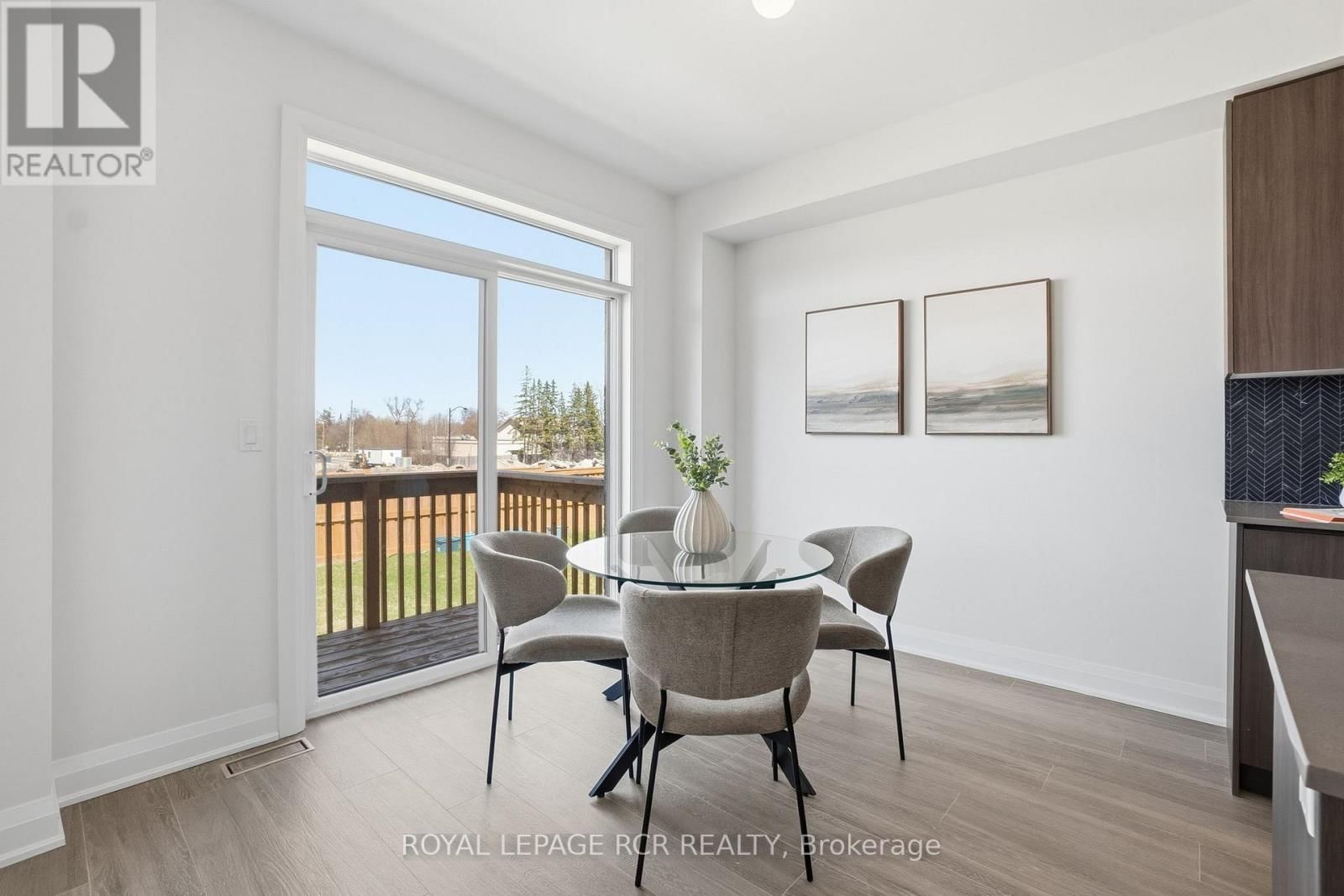 1350 DAVIS LOOP Image 18