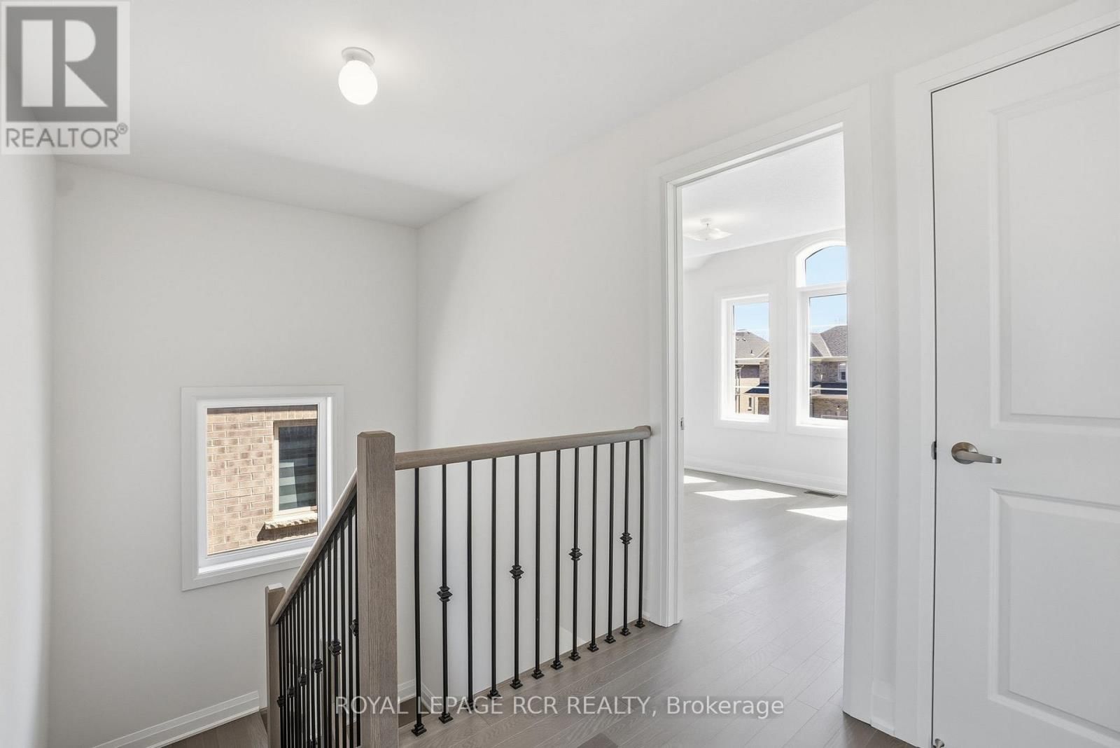 1350 DAVIS LOOP Image 19