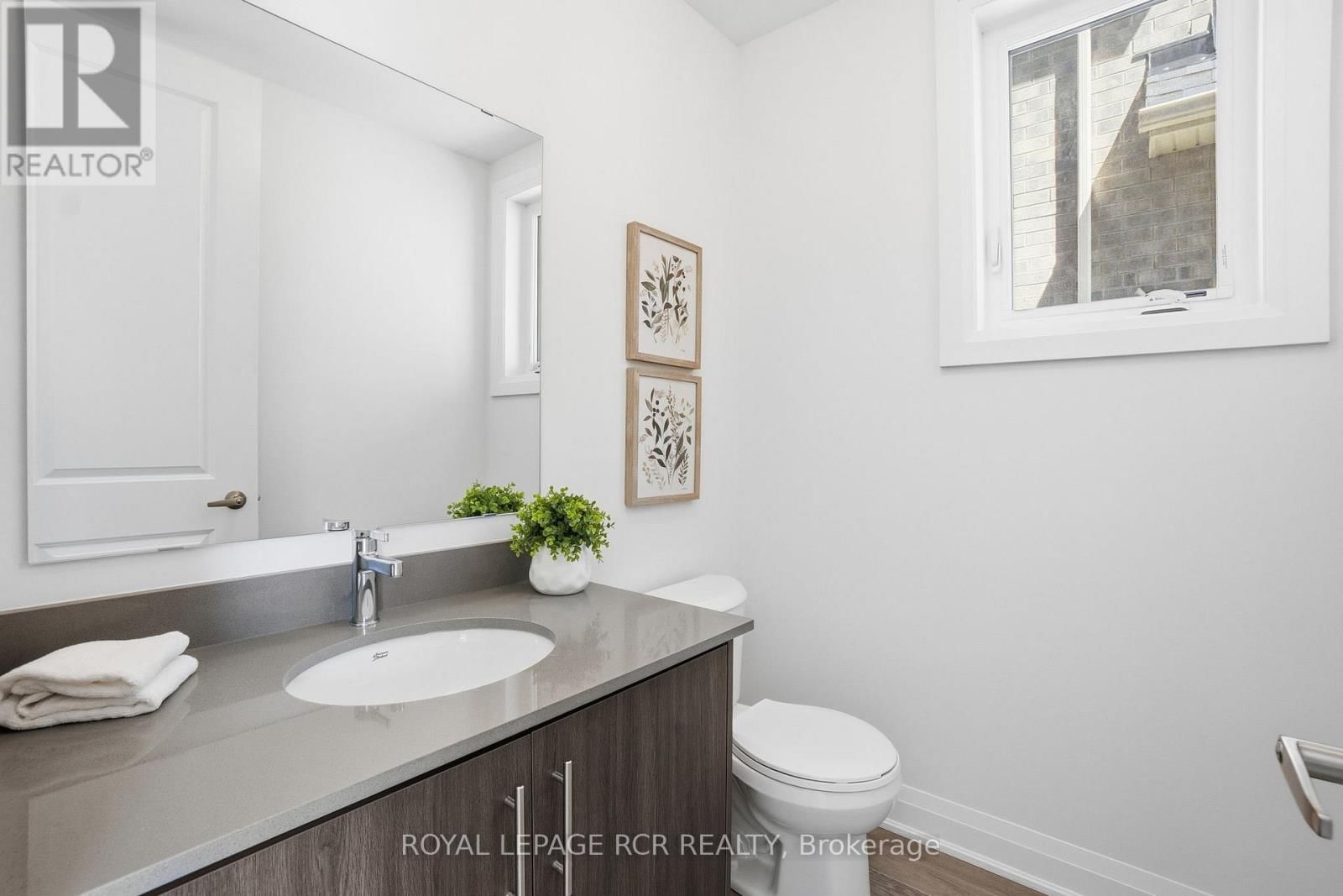 1350 DAVIS LOOP Image 6