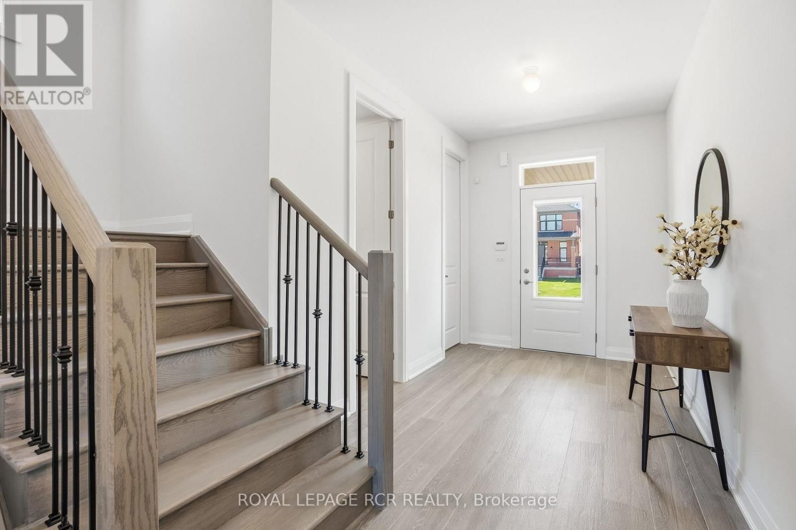 1350 DAVIS LOOP Image 7