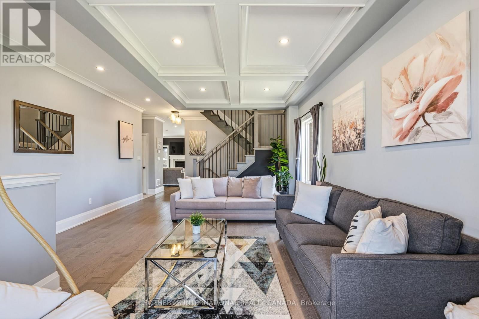 71 BURKE STREET Image 12