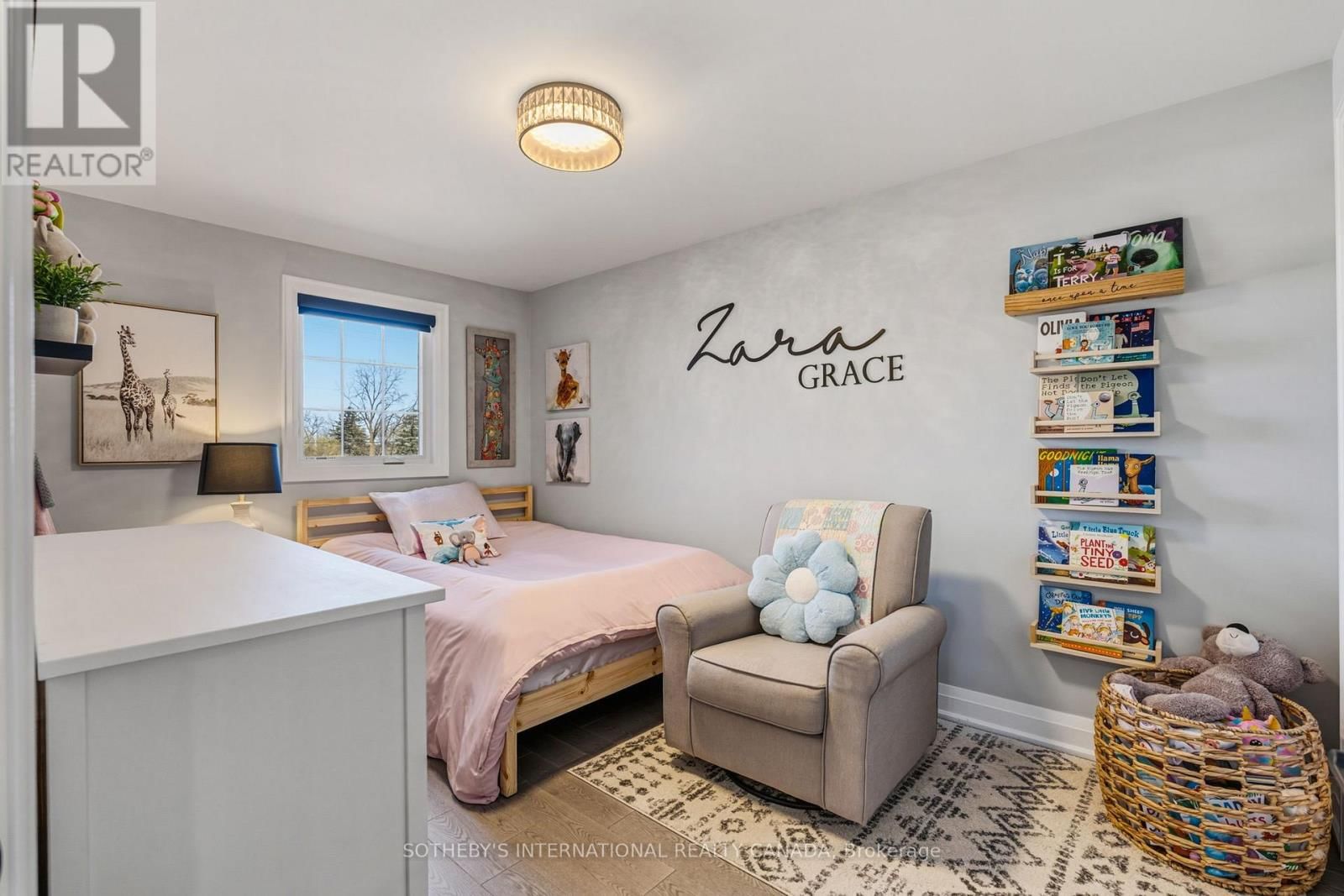 71 BURKE STREET Image 38