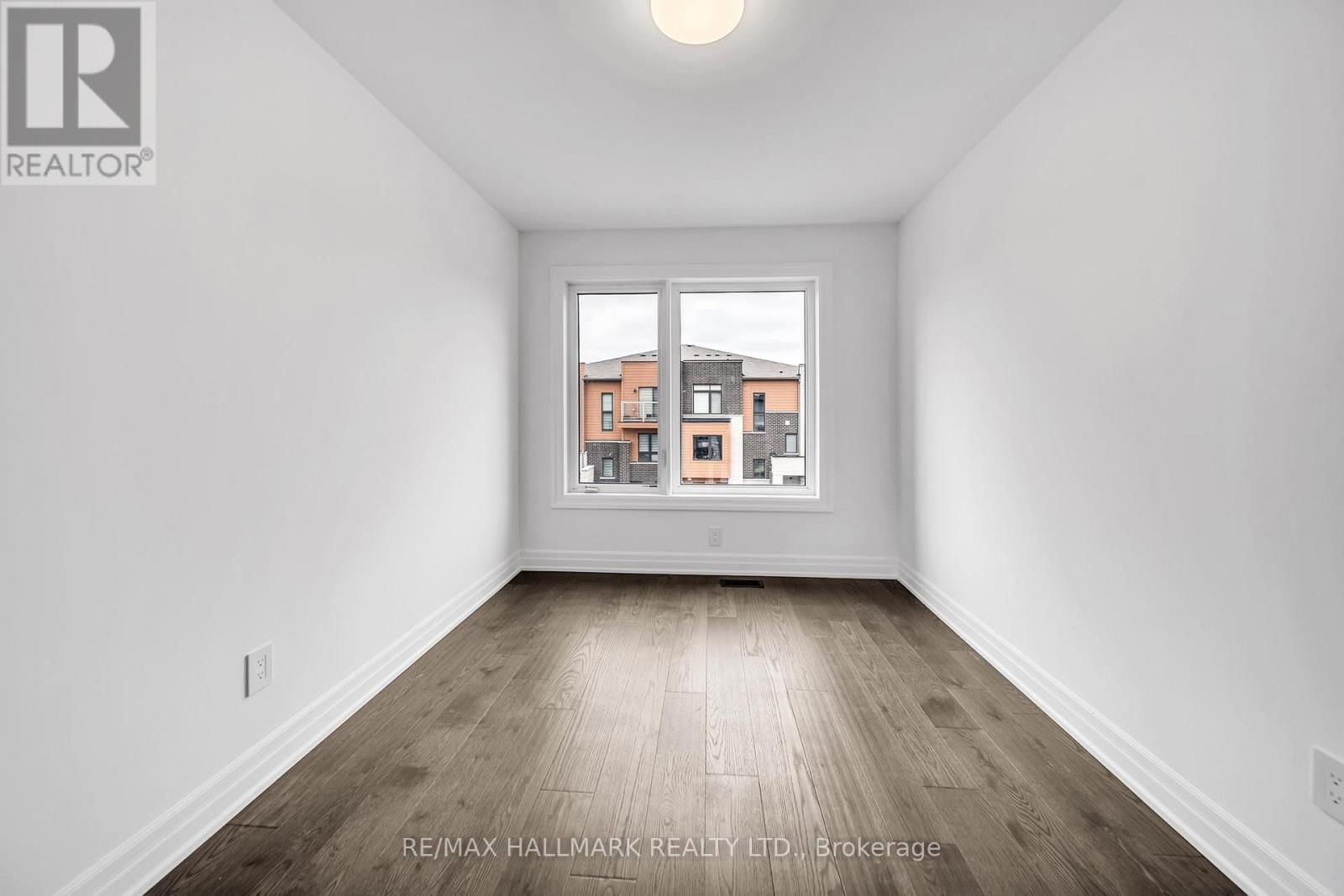 52 ALLURE STREET Image 38