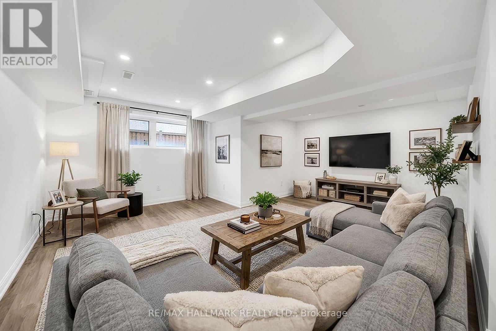 52 ALLURE STREET Image 41