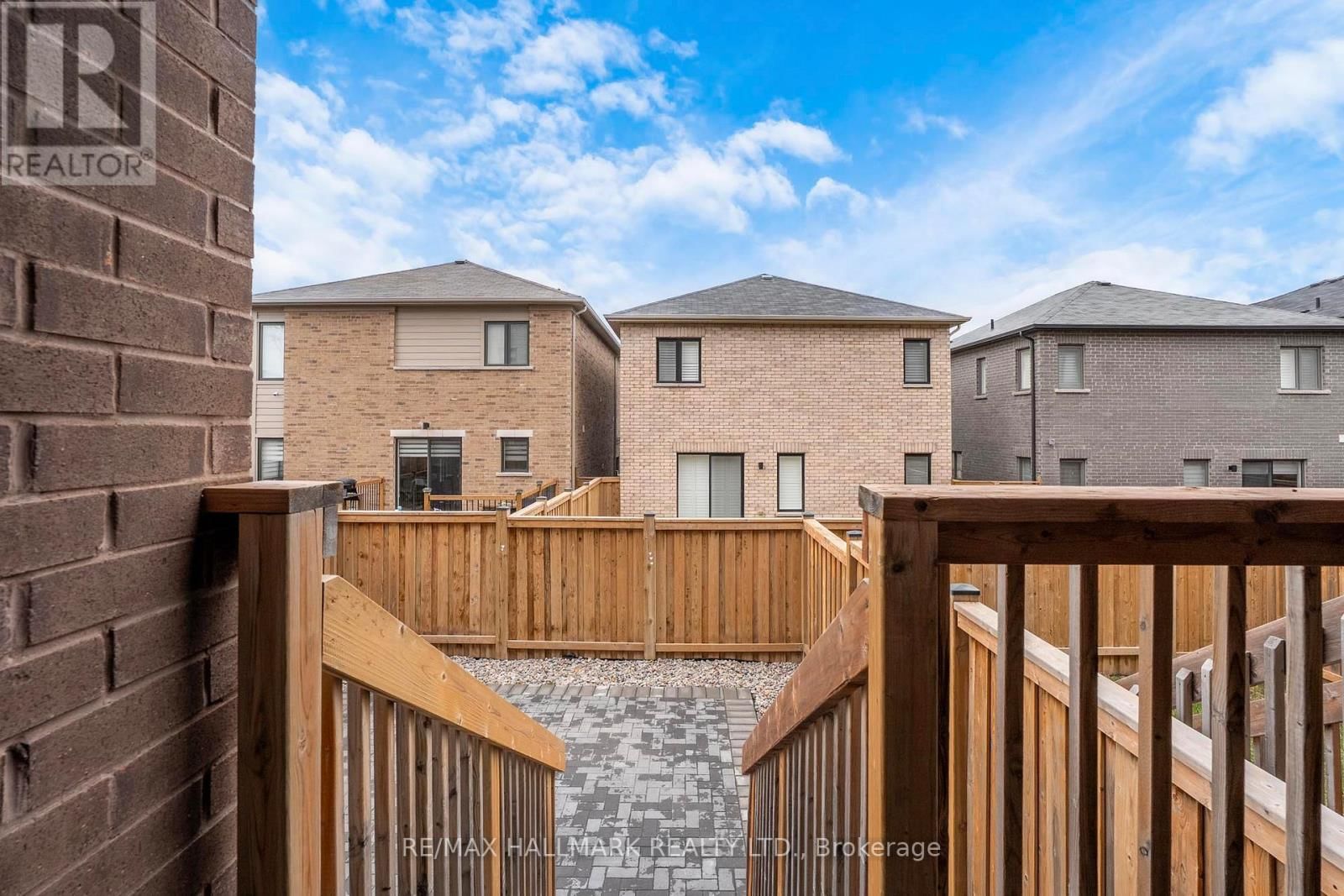 52 ALLURE STREET Image 44