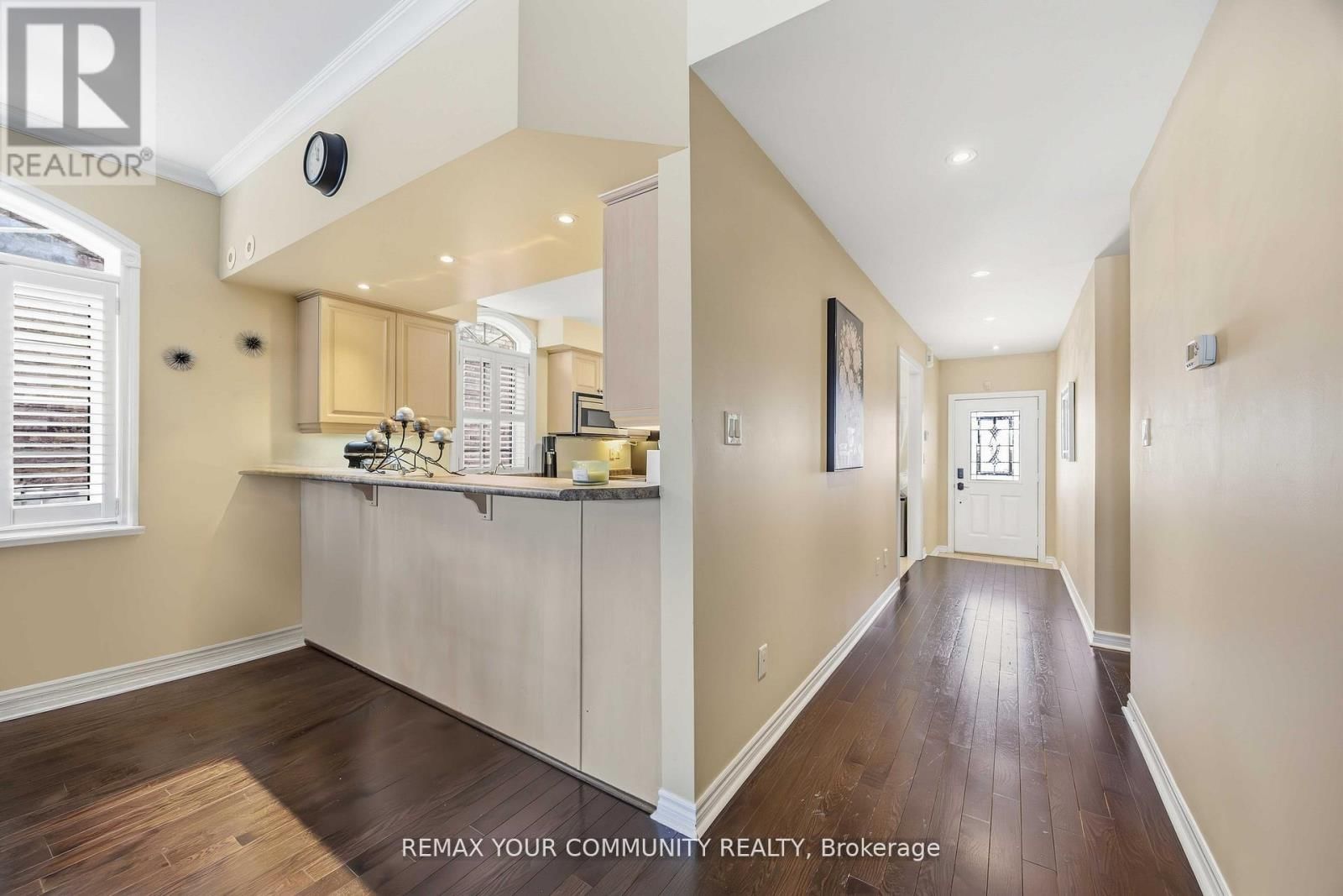 17 - 520 SILKEN LAUMANN DRIVE Image 10