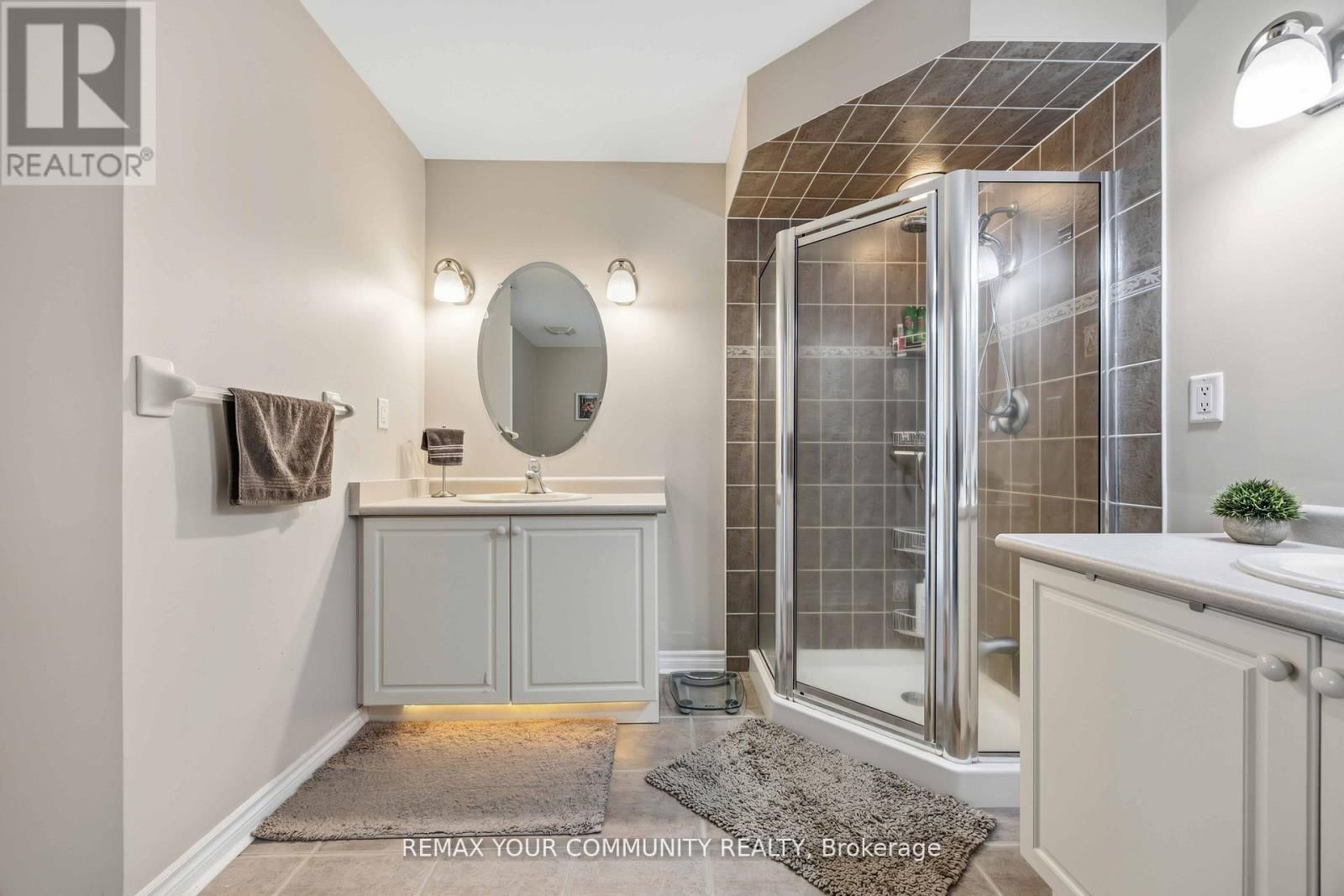 17 - 520 SILKEN LAUMANN DRIVE Image 38