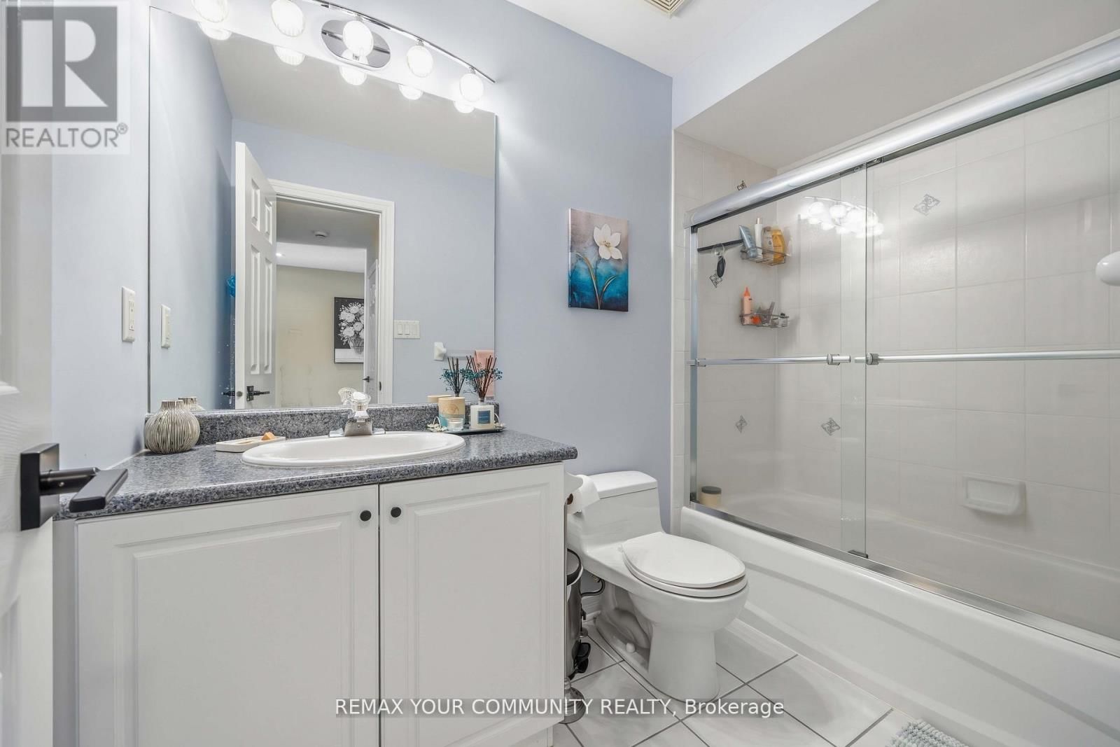 17 - 520 SILKEN LAUMANN DRIVE Image 44