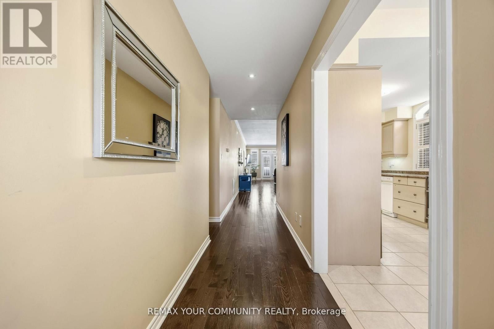 17 - 520 SILKEN LAUMANN DRIVE Image 6