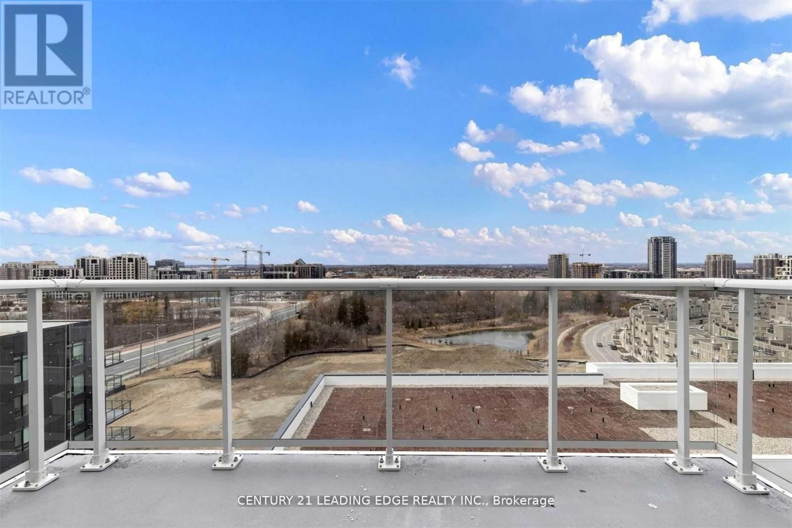 1215 - 8 ROUGE VALLEY DRIVE Image 14