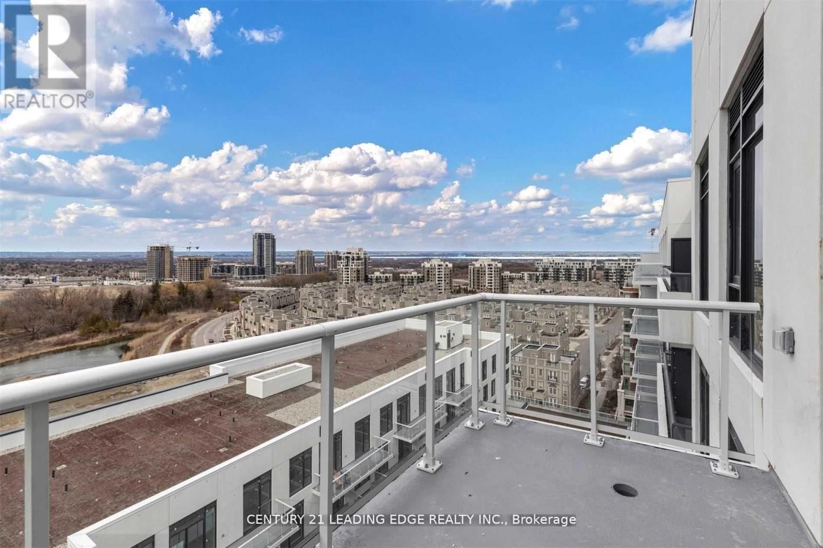 1215 - 8 ROUGE VALLEY DRIVE Image 15