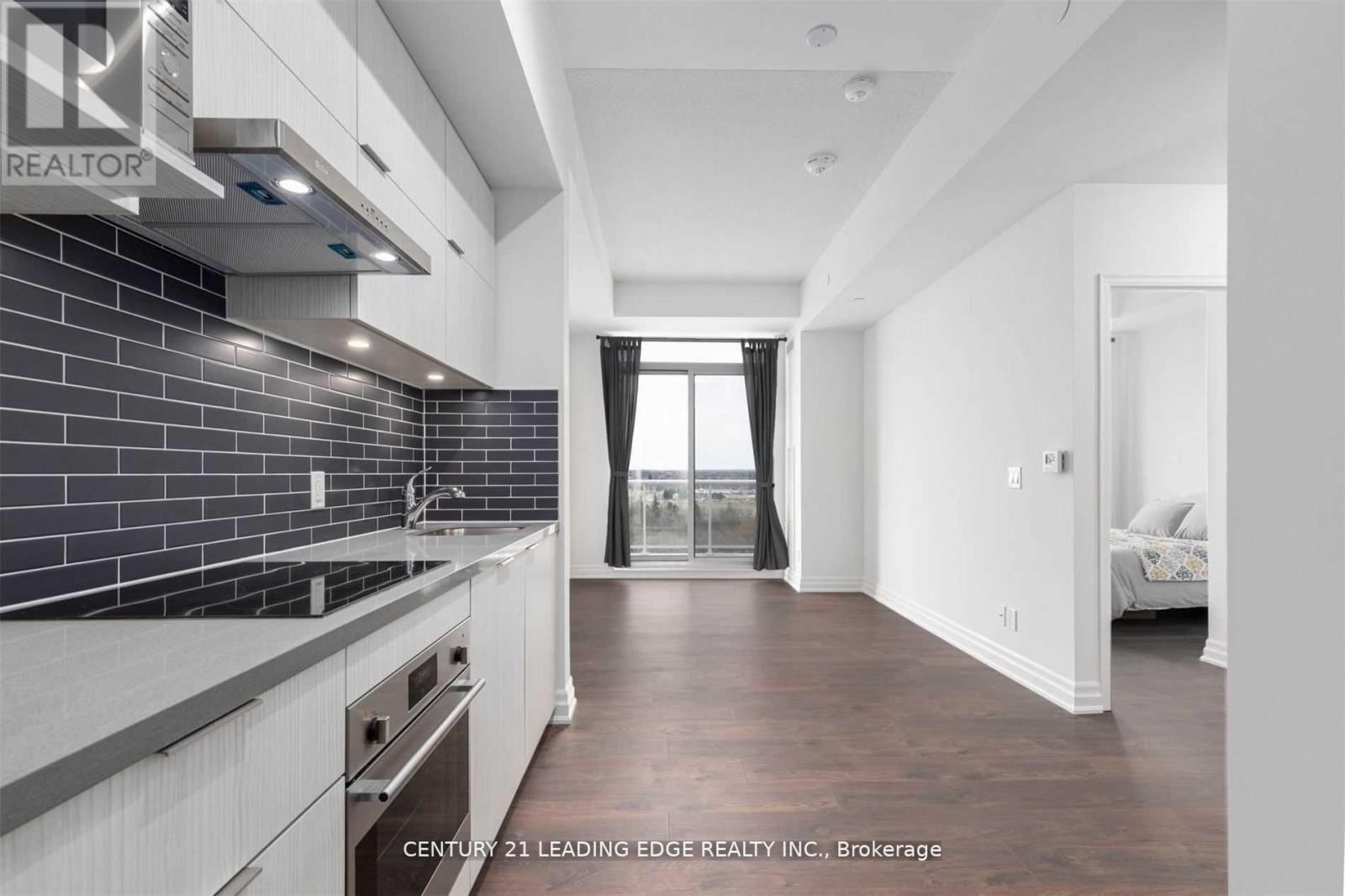 1215 - 8 ROUGE VALLEY DRIVE Image 4