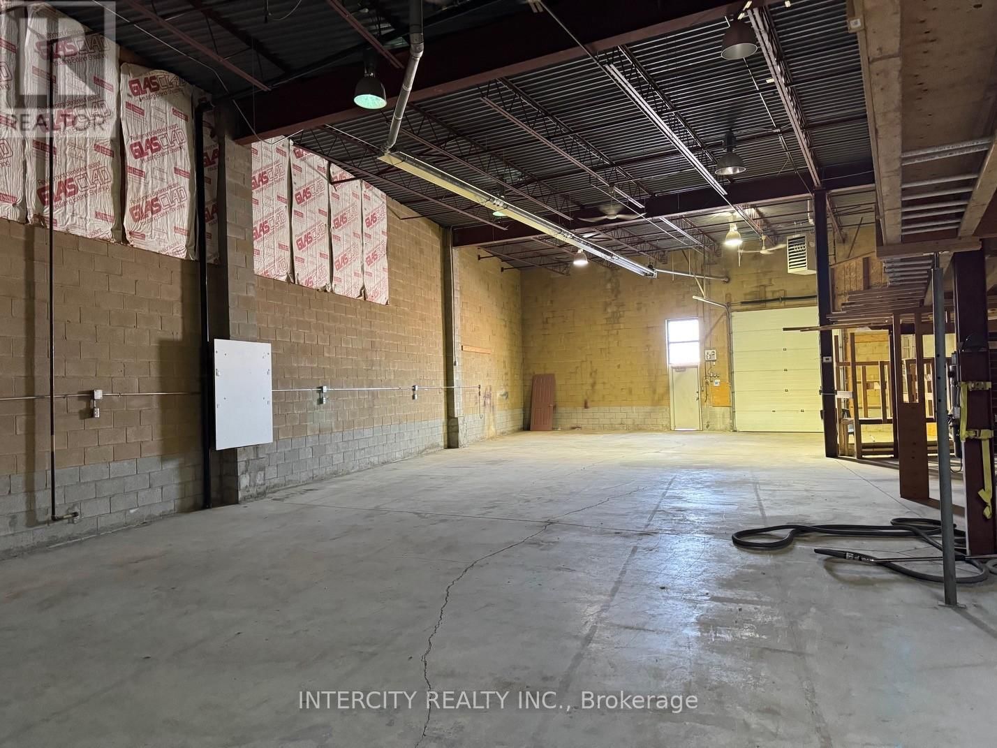 10 - 1260 JOURNEY'S END CIRCLE Image 9