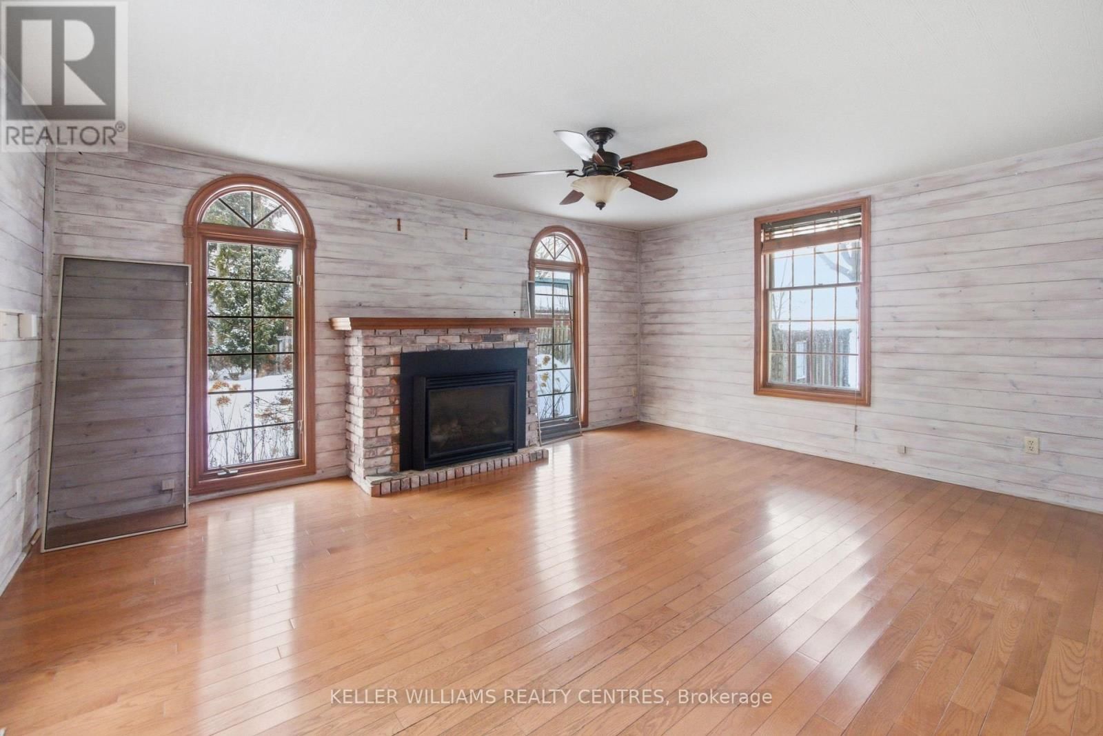 3664 LINE 8 Image 12