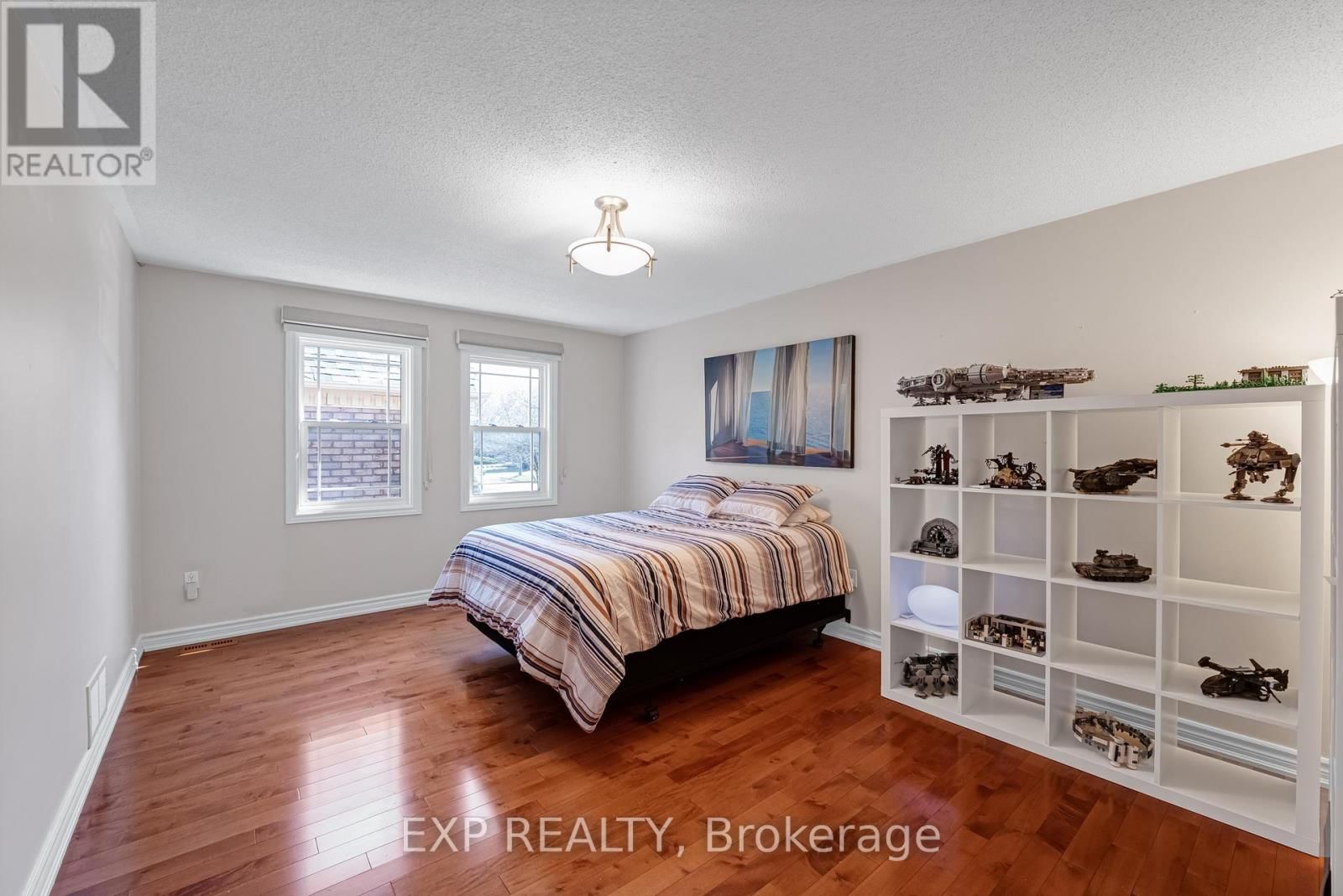 1063 SECRETARIATE ROAD Image 24