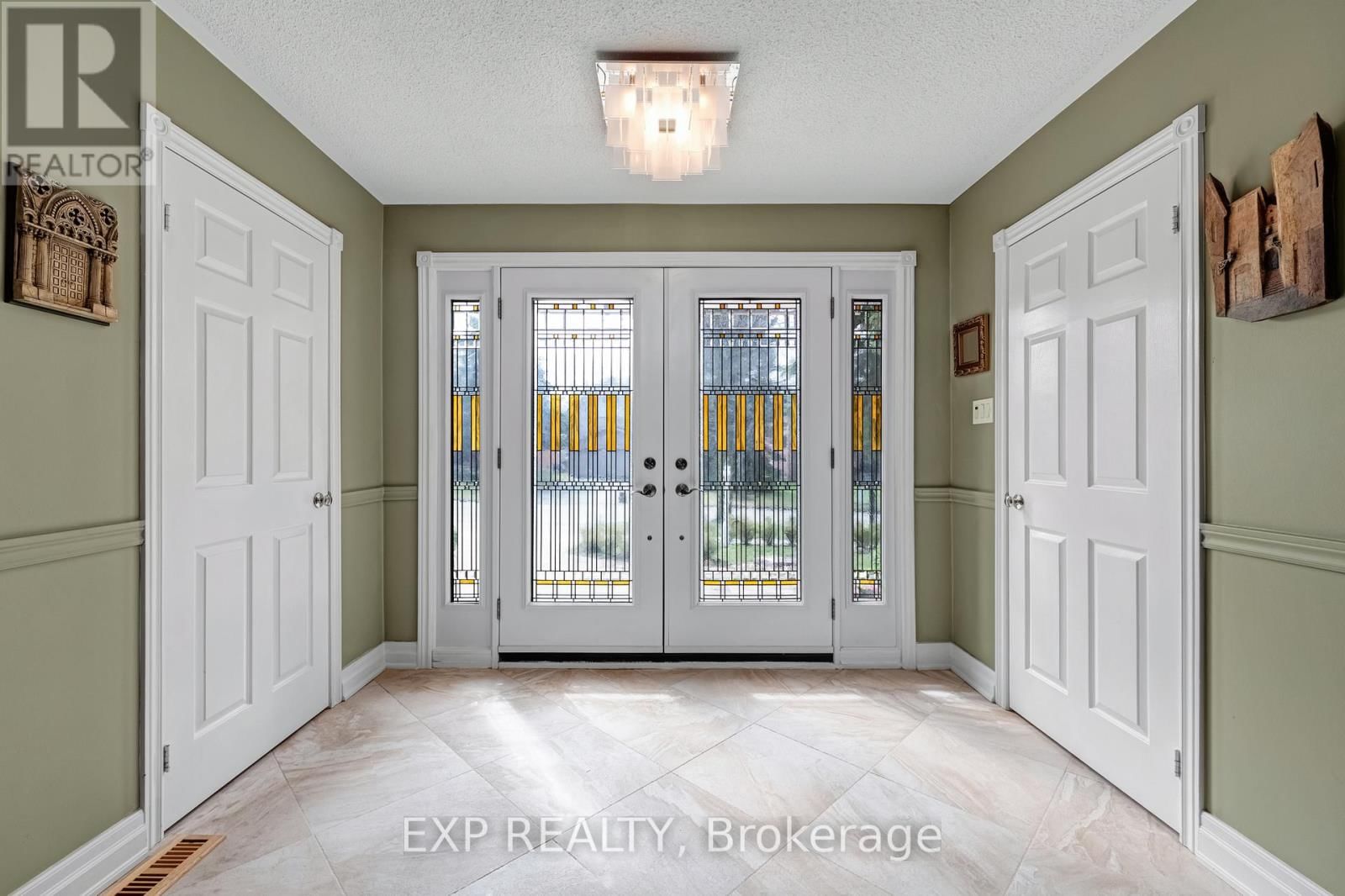 1063 SECRETARIATE ROAD Image 3