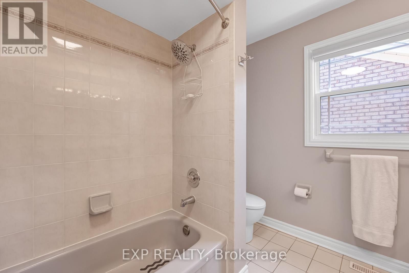 1063 SECRETARIATE ROAD Image 30