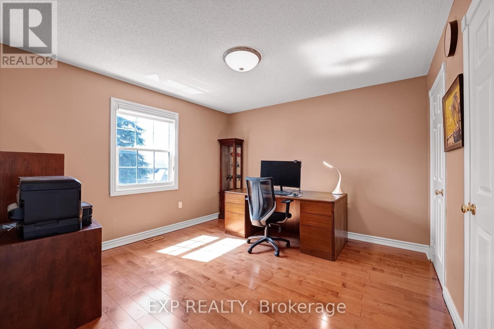 1063 SECRETARIATE ROAD Image 31