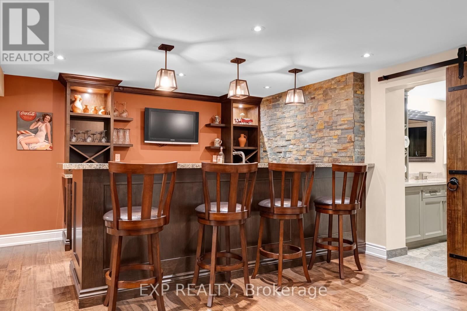 1063 SECRETARIATE ROAD Image 34