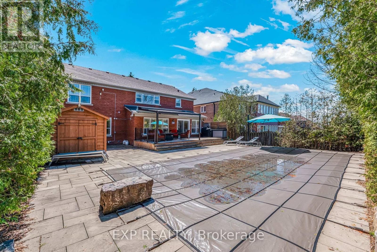 1063 SECRETARIATE ROAD Image 45