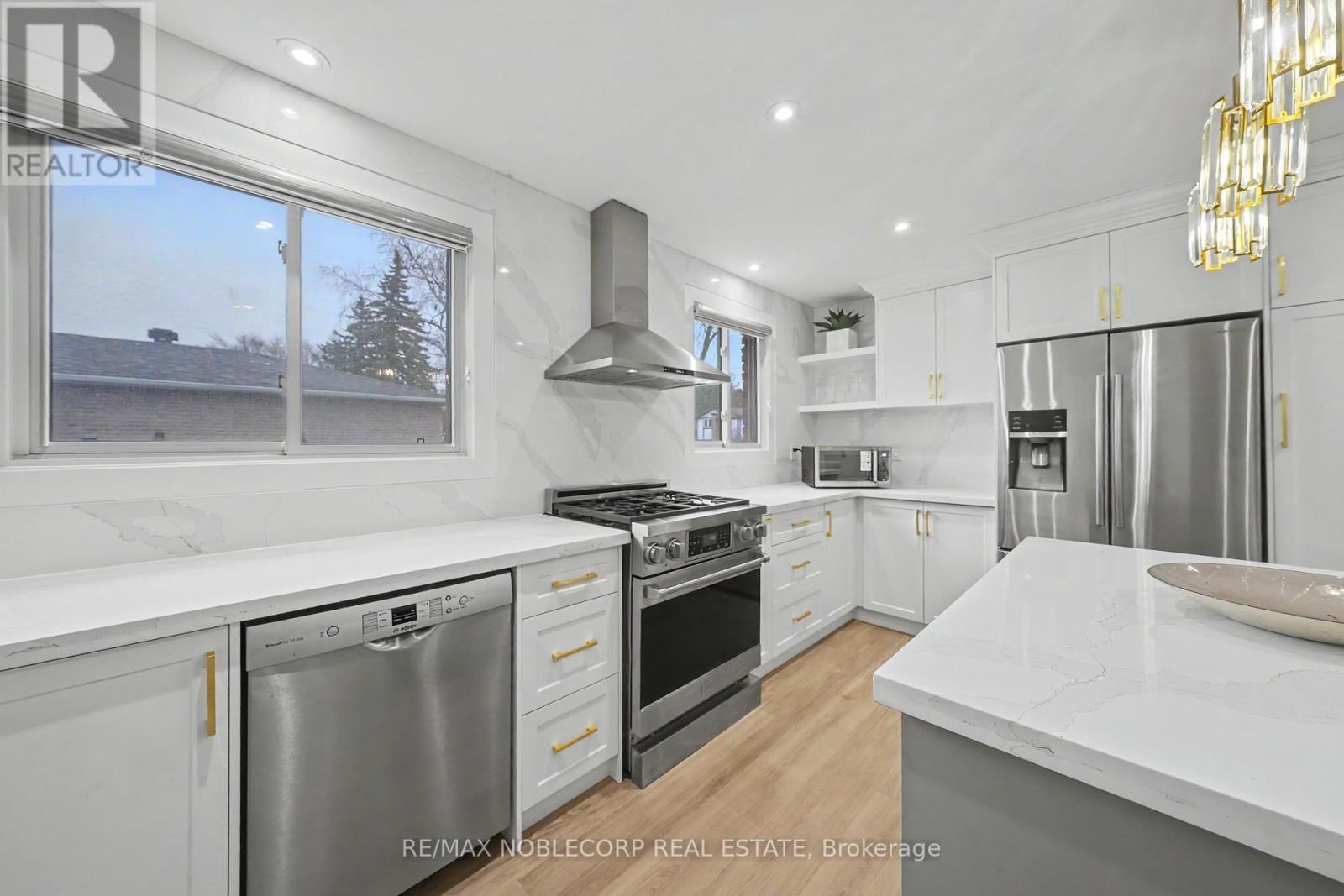 24 MAPLE AVENUE WEST Image 14