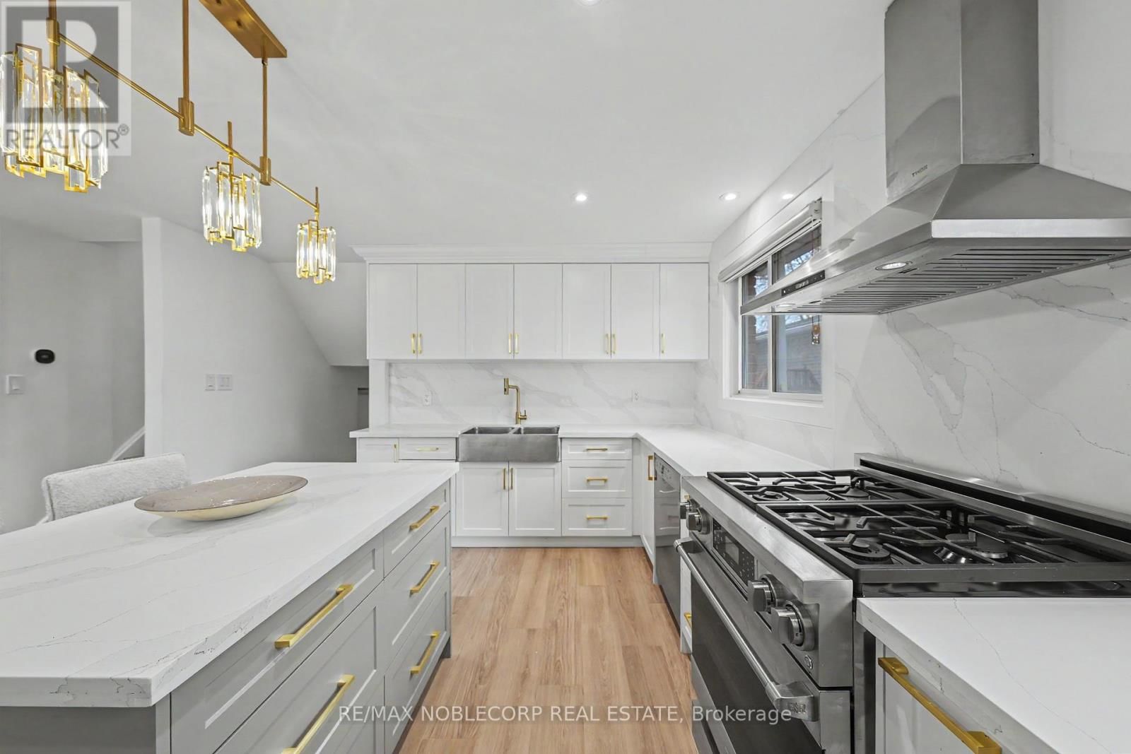 24 MAPLE AVENUE WEST Image 16