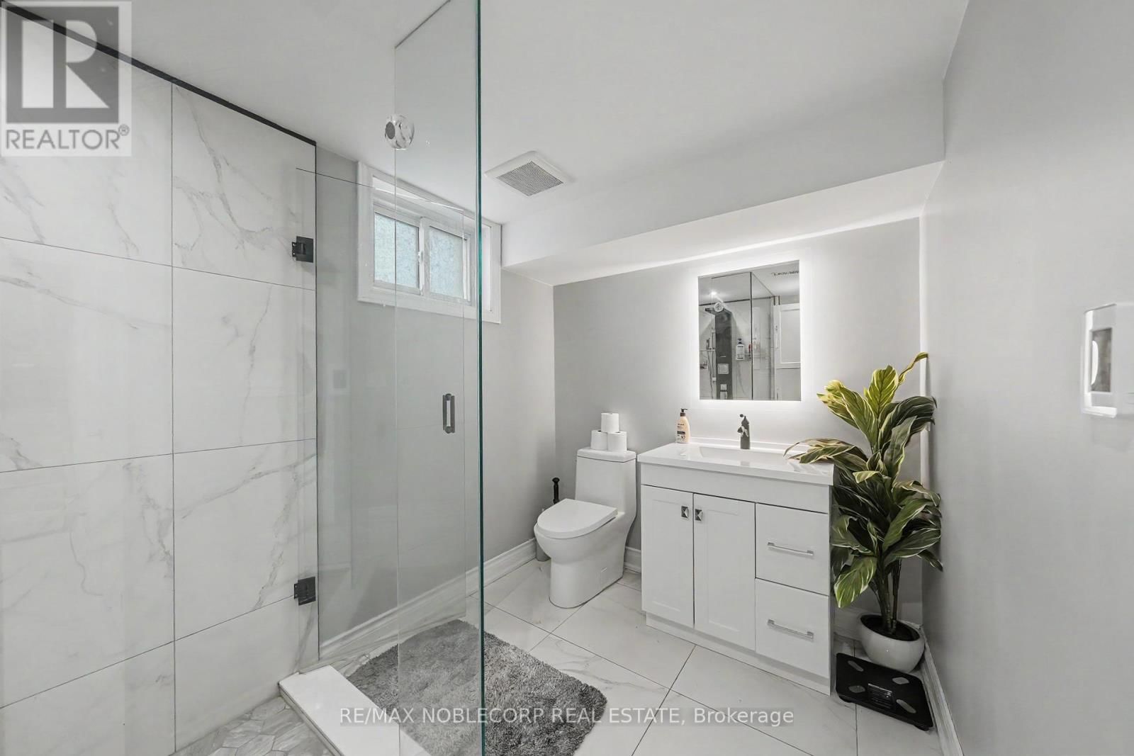 24 MAPLE AVENUE WEST Image 29