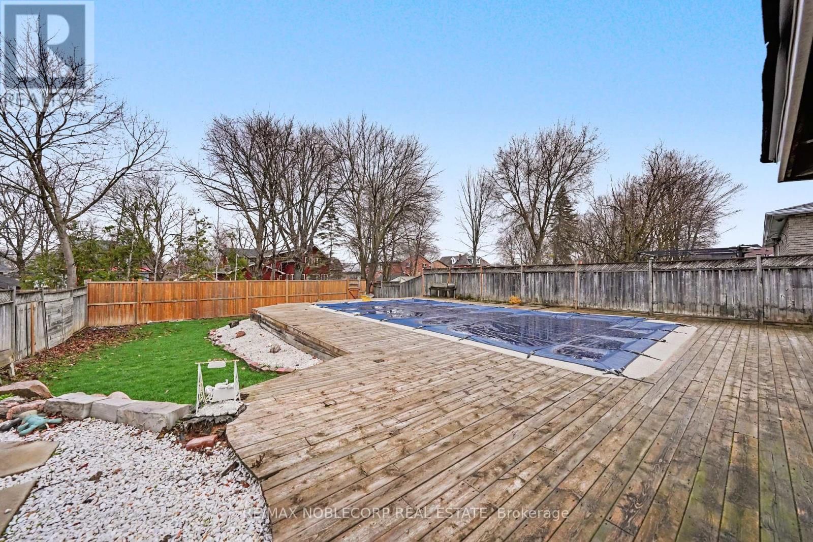 24 MAPLE AVENUE WEST Image 42