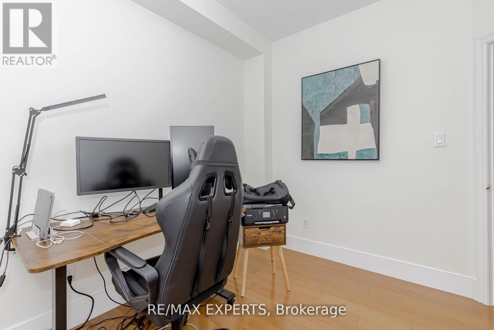 193 FAIRLANE CRESCENT Image 11