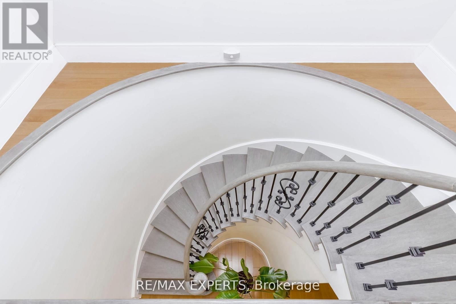 193 FAIRLANE CRESCENT Image 19