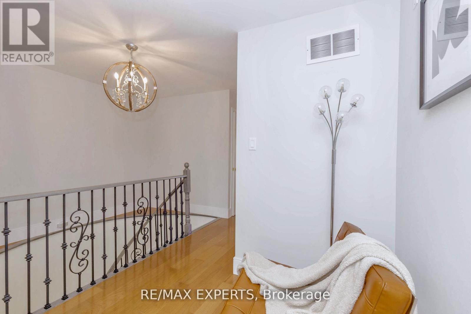 193 FAIRLANE CRESCENT Image 20