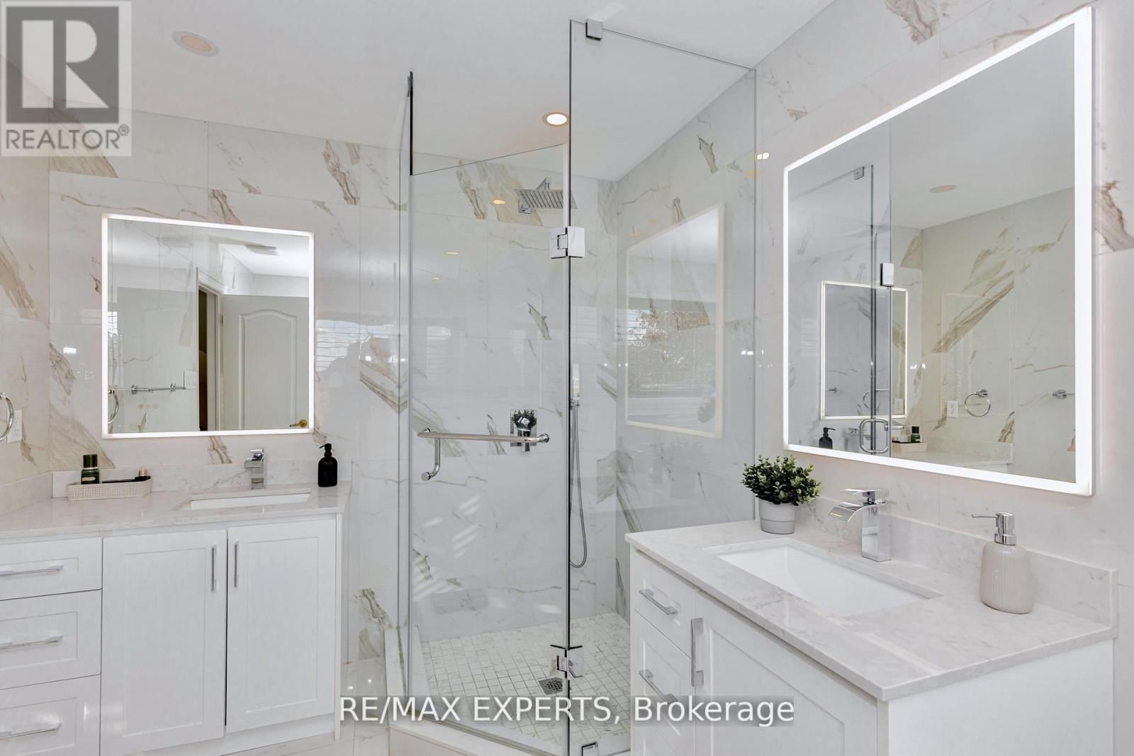 193 FAIRLANE CRESCENT Image 24