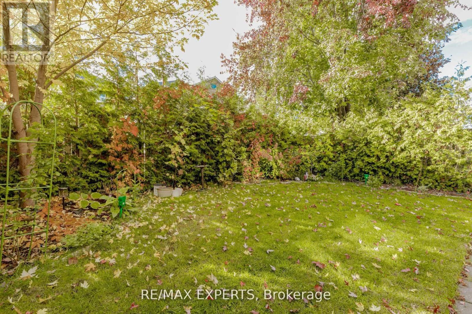 193 FAIRLANE CRESCENT Image 38