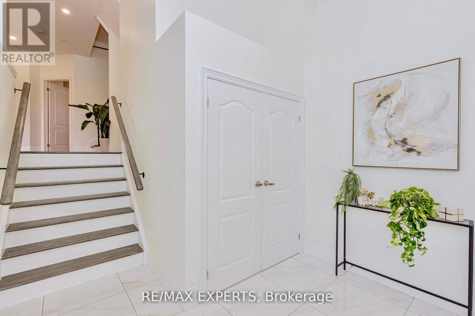 193 FAIRLANE CRESCENT Image 4