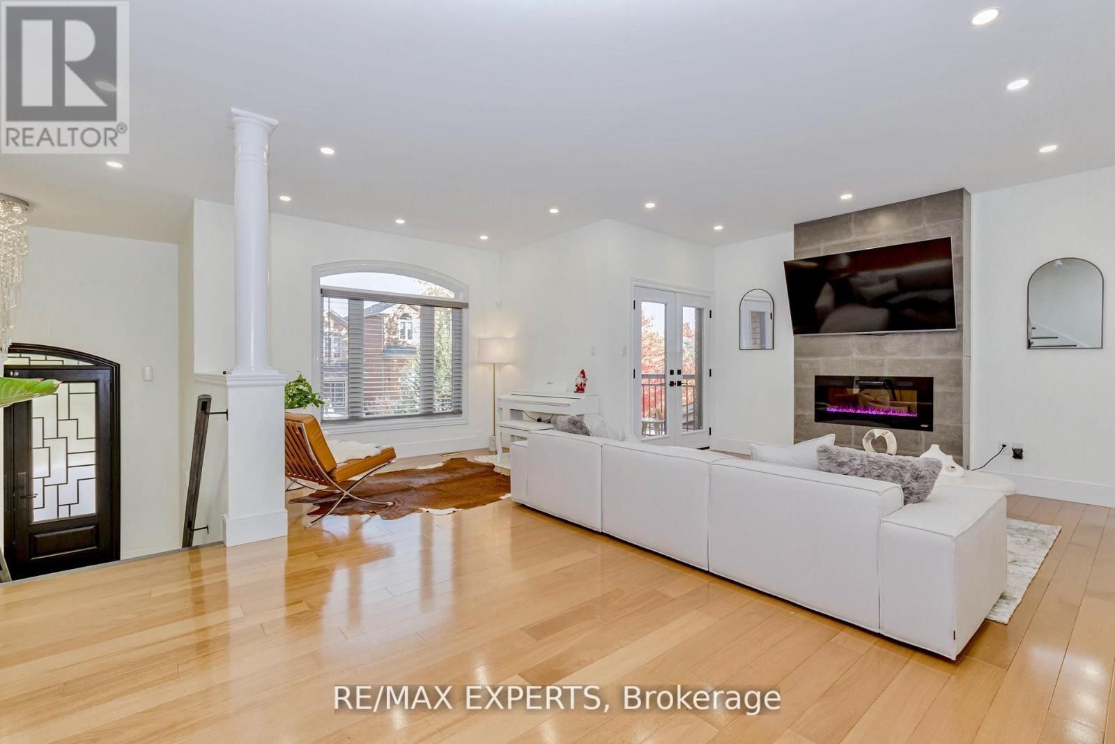 193 FAIRLANE CRESCENT Image 6