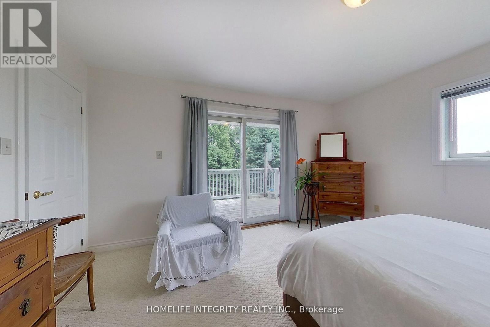 7145 FOURTH LINE Image 15