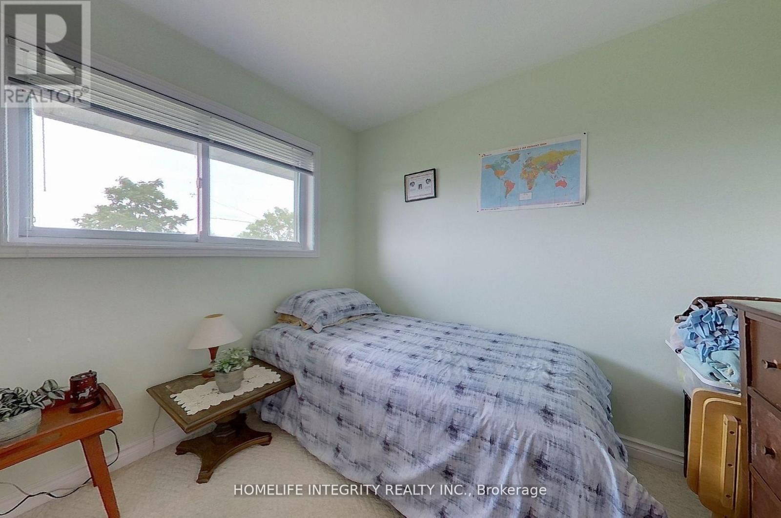 7145 FOURTH LINE Image 20