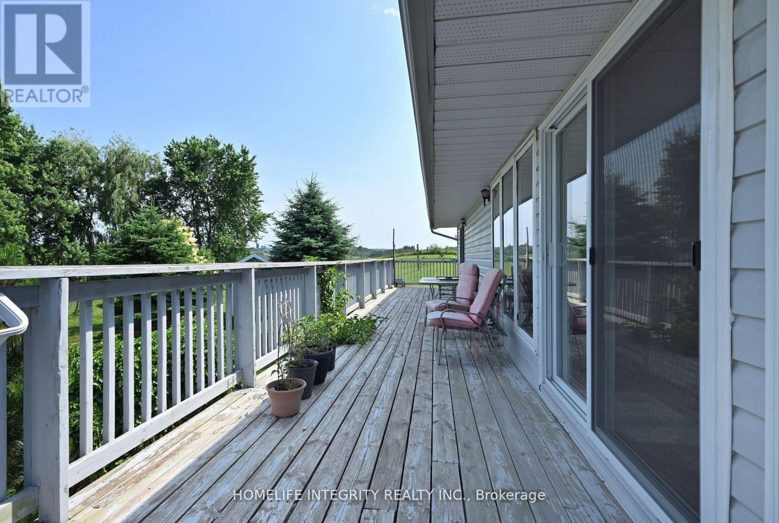 7145 FOURTH LINE Image 31