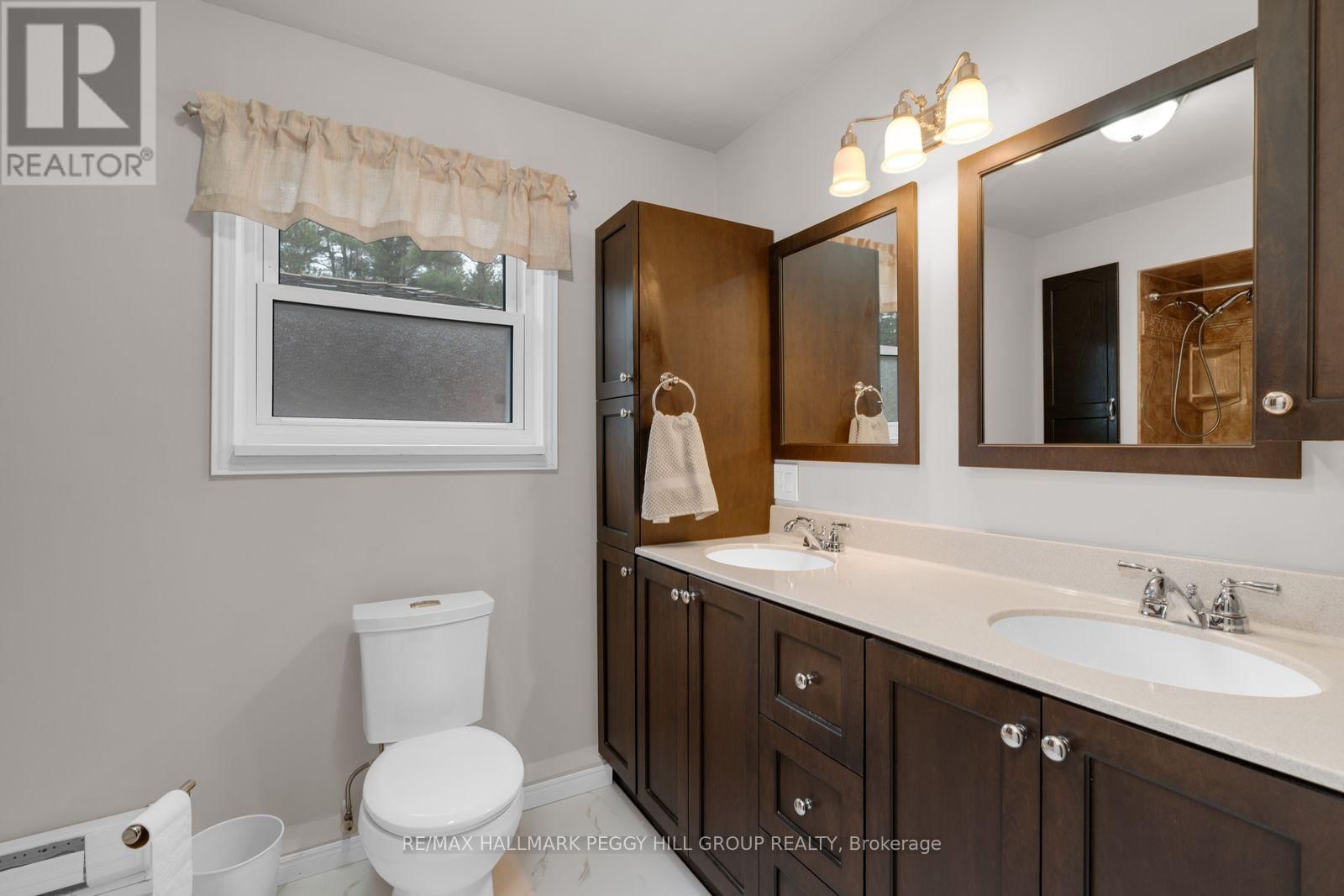 8225 MAIN STREET LISLE Image 12