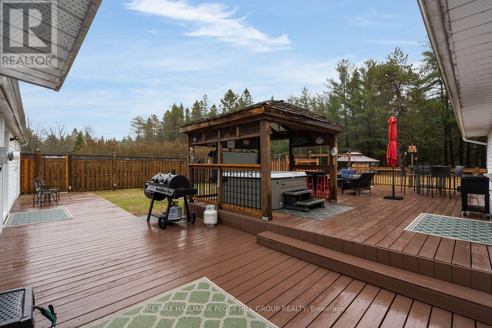 8225 MAIN STREET LISLE Image 17