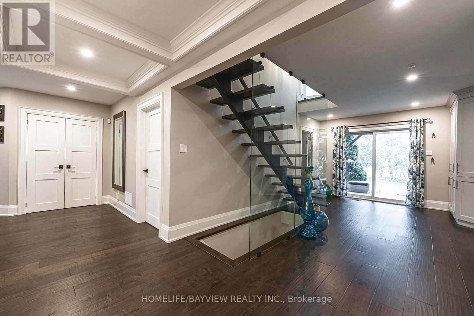 25 WHISPERING PINE TRAIL Image 12