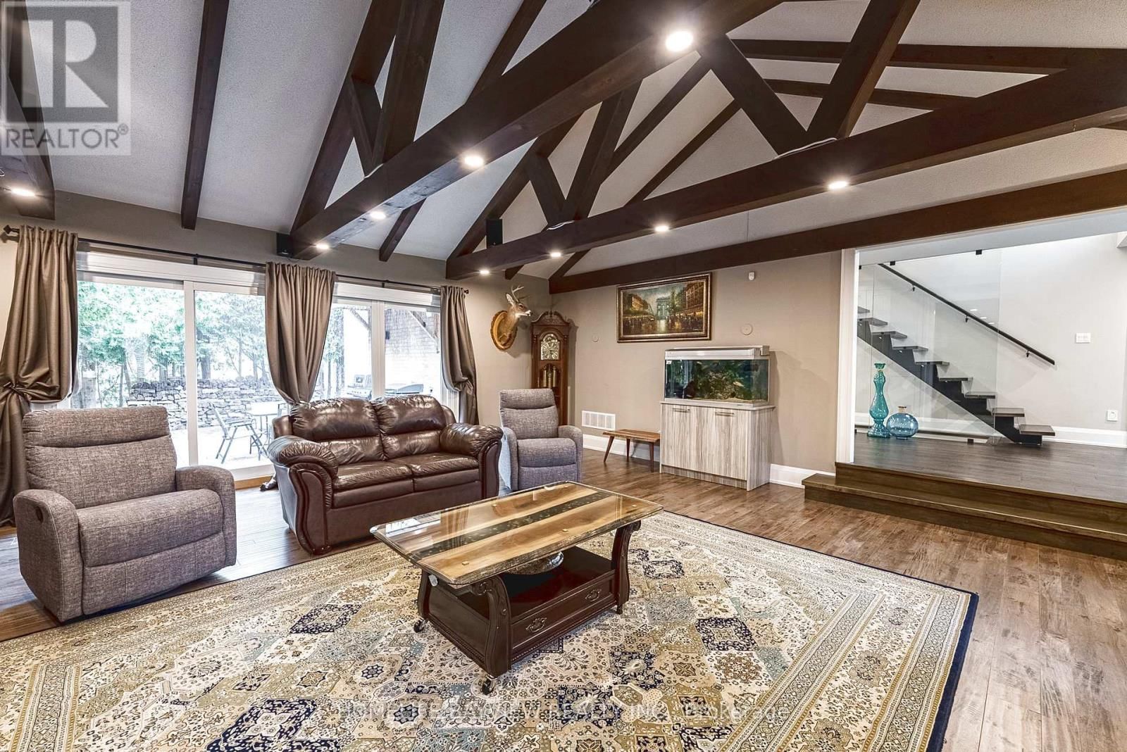 25 WHISPERING PINE TRAIL Image 14