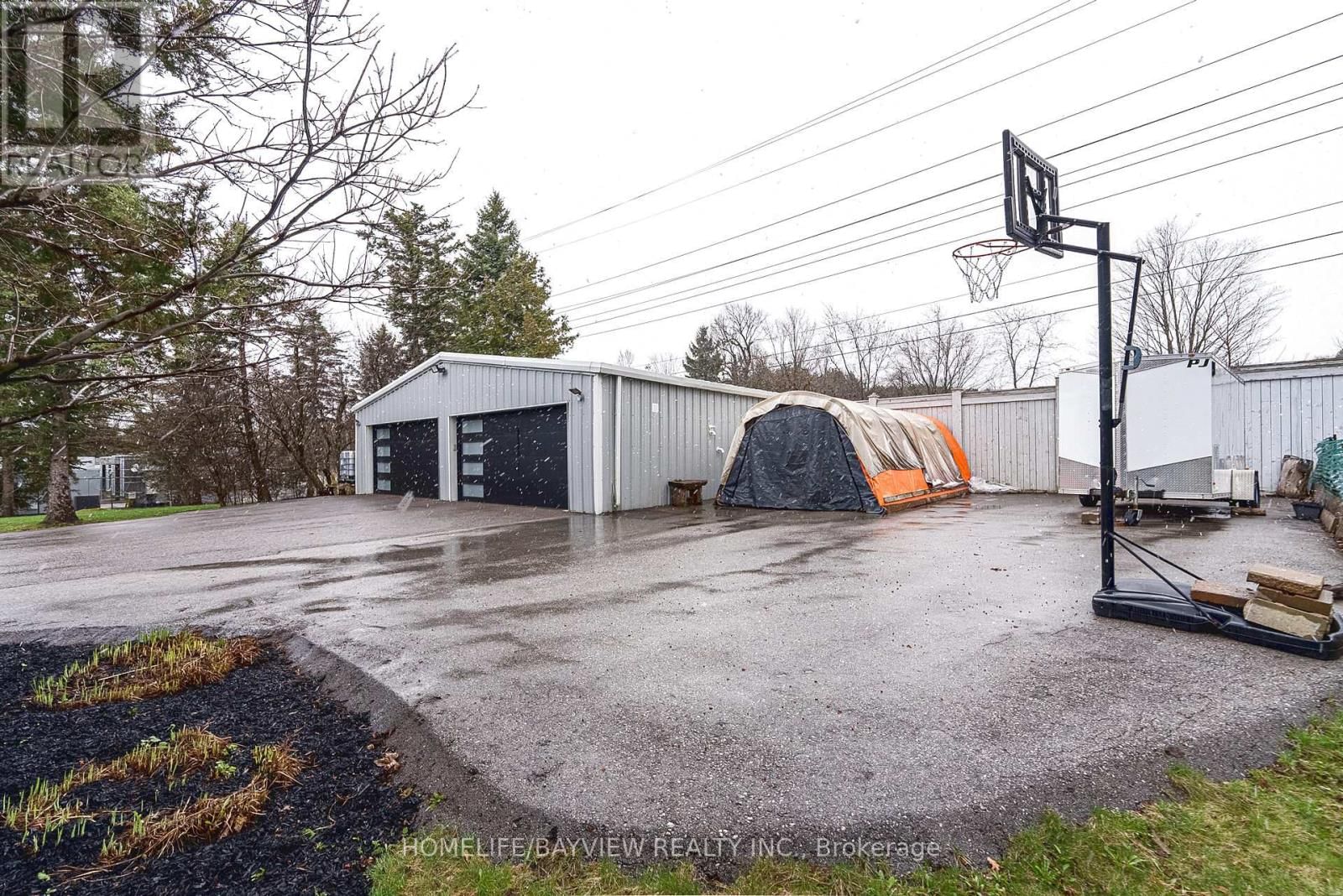 25 WHISPERING PINE TRAIL Image 45