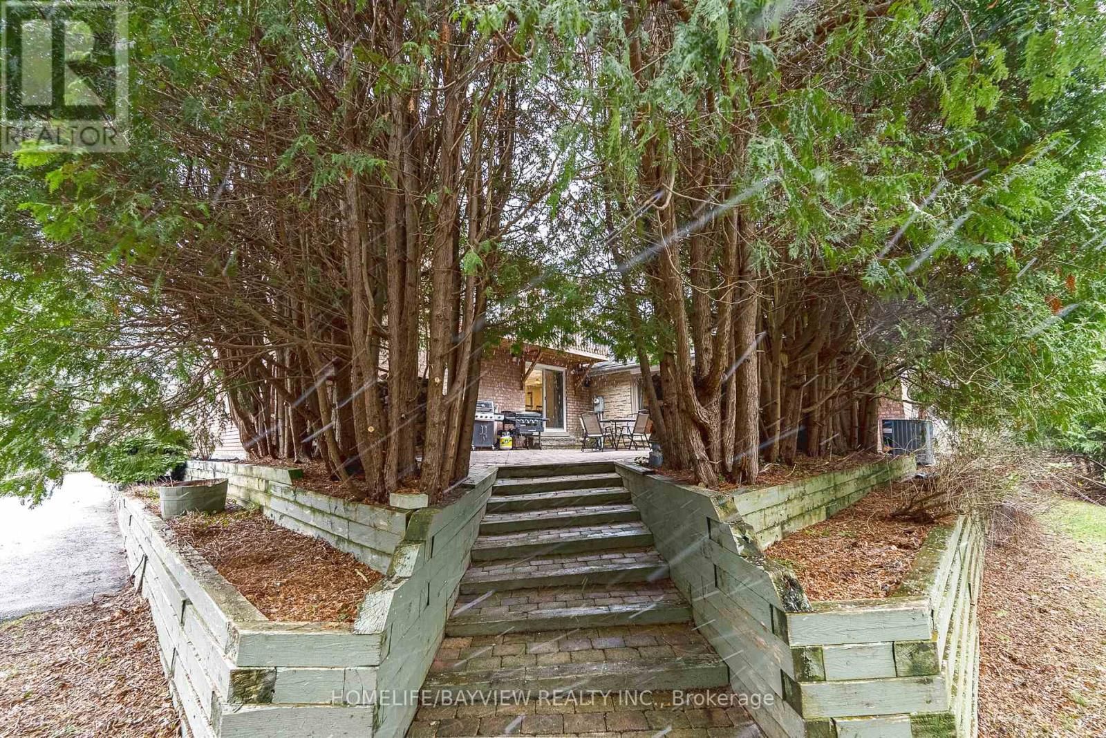 25 WHISPERING PINE TRAIL Image 49