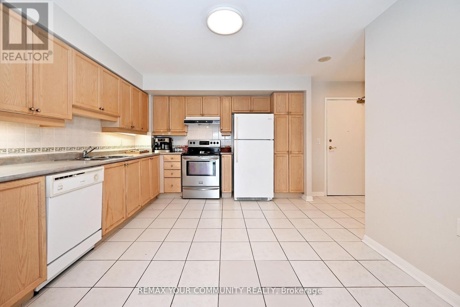 502 - 2500 RUTHERFORD ROAD Image 8