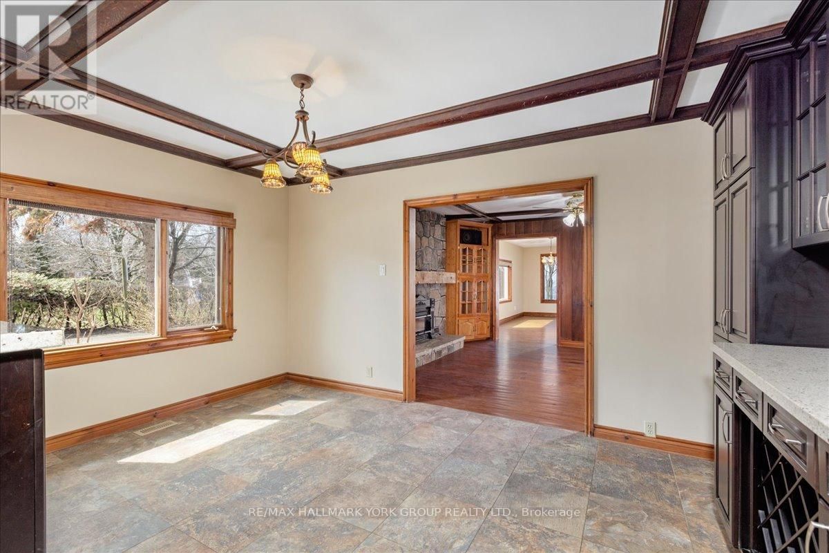 181 LAKE DRIVE NORTH Image 20