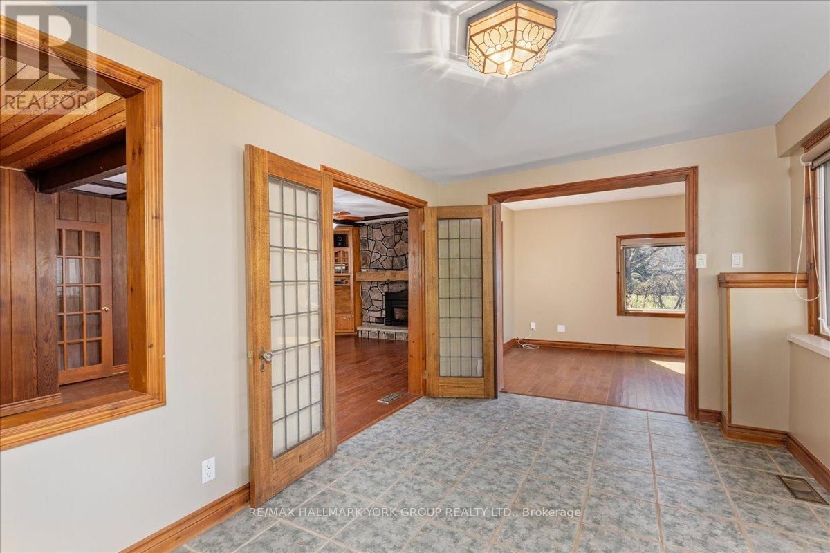 181 LAKE DRIVE NORTH Image 27