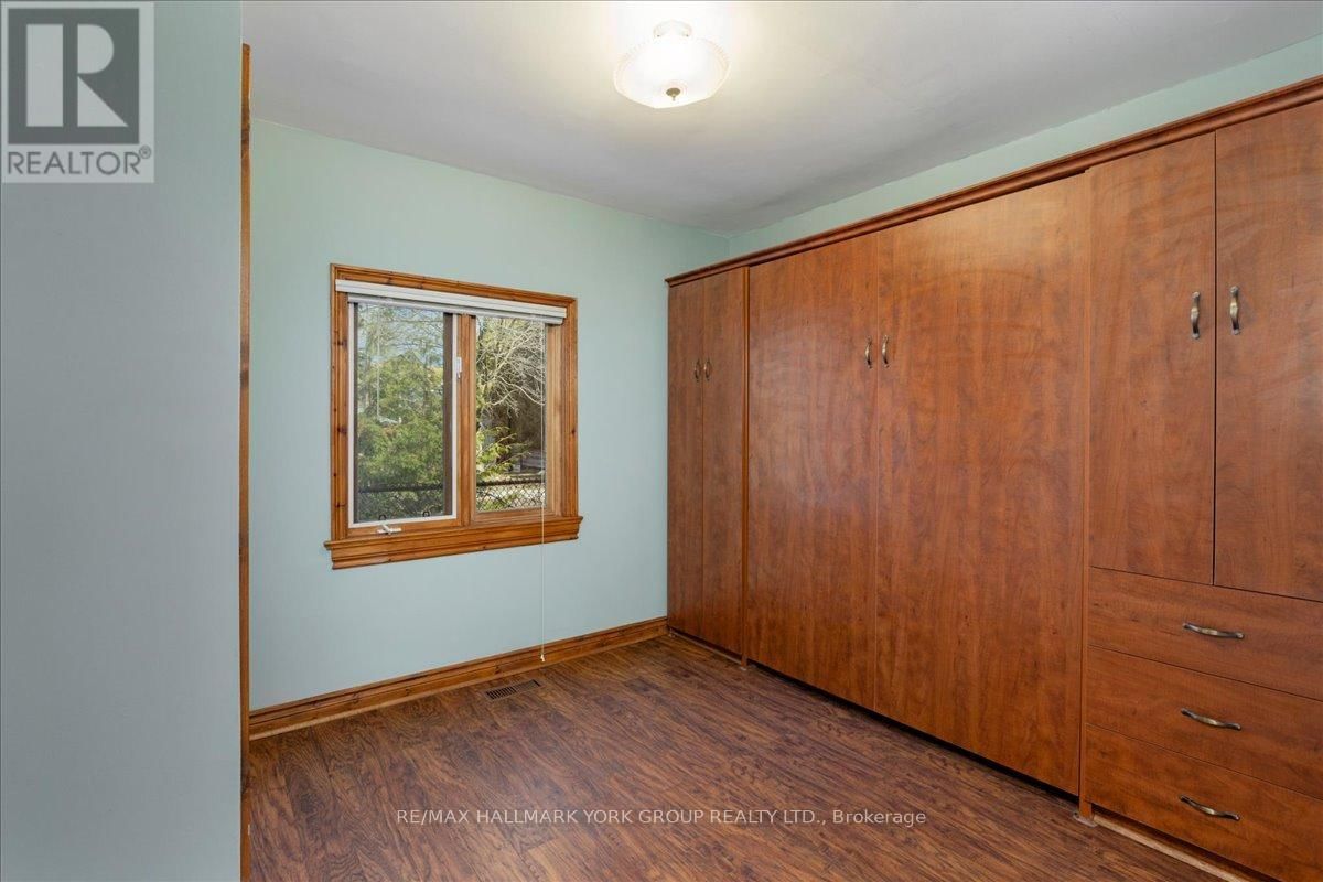 181 LAKE DRIVE NORTH Image 32