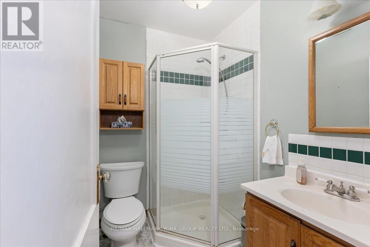 181 LAKE DRIVE NORTH Image 33