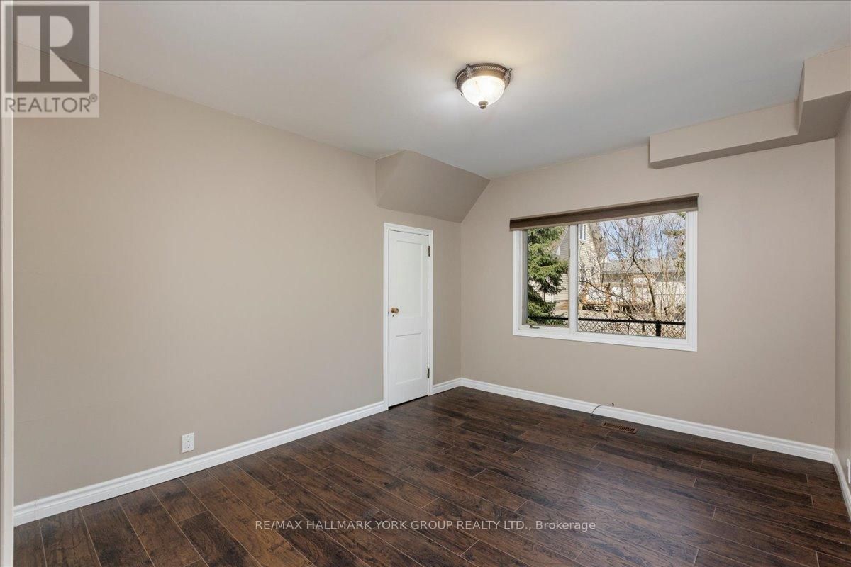 181 LAKE DRIVE NORTH Image 34